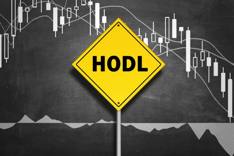 Hodling vs. Trading: Key Differences You Should Know